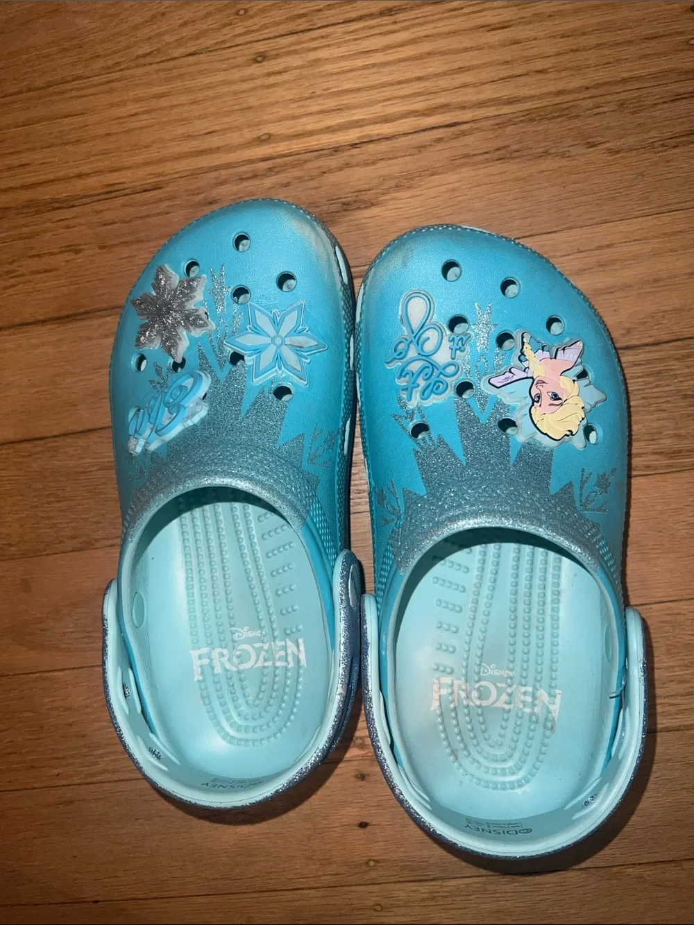 CROCS Kids Aqua Elsa Glitter Strap Clogs